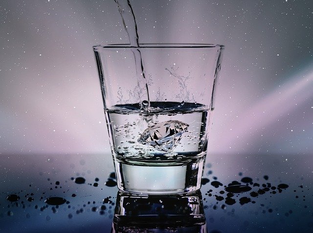 Les avantages de boire une eau bio.