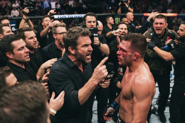 Débats et polémiques : Plongée au cœur des controverses du MMA